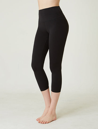 Basic Compass Capri Leggings 21"