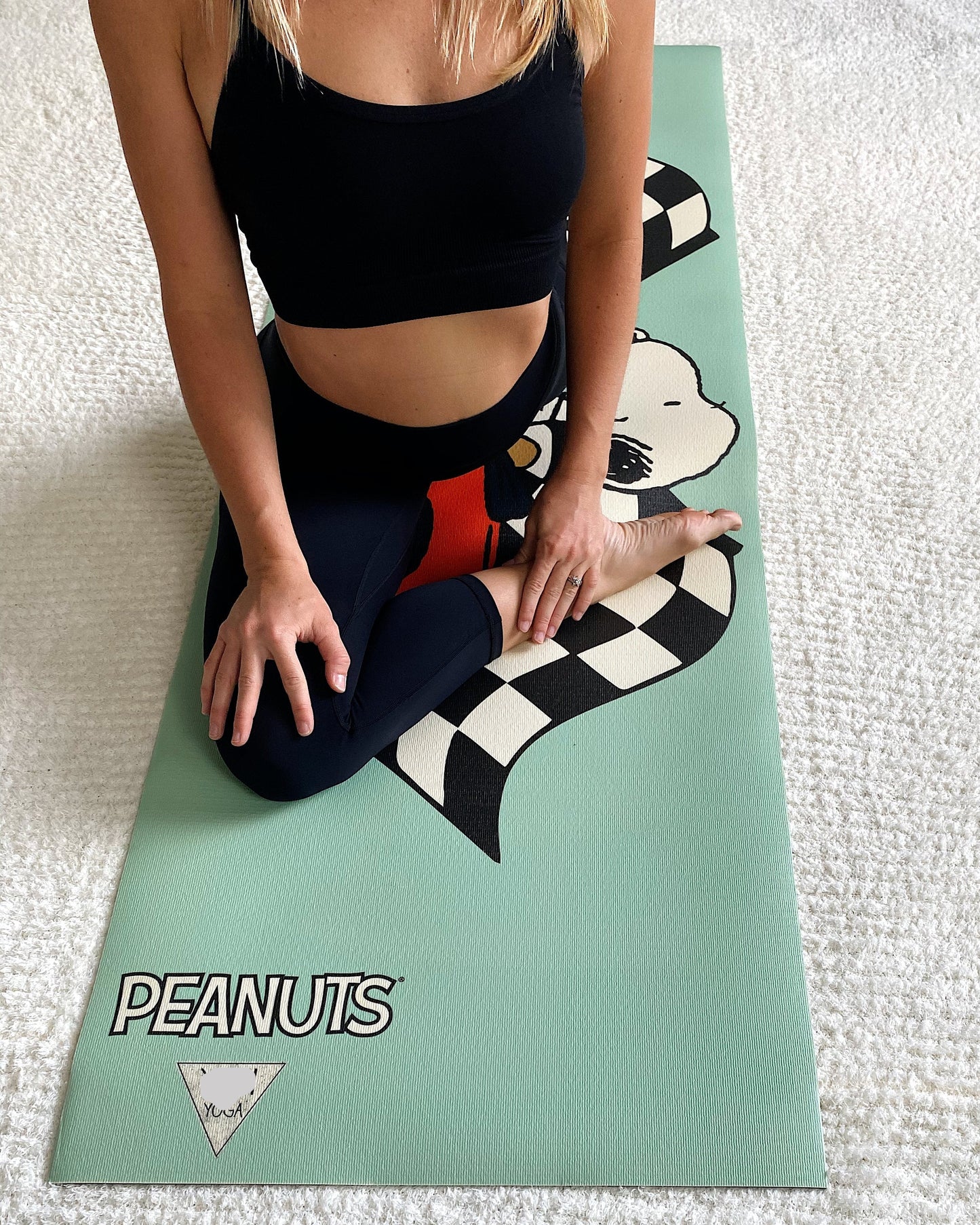 Ascend Yoga Mat Peanuts Snoopy Race Car Mat