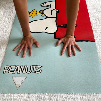 Ascend Yoga Mat Peanuts Snoopy House Mat