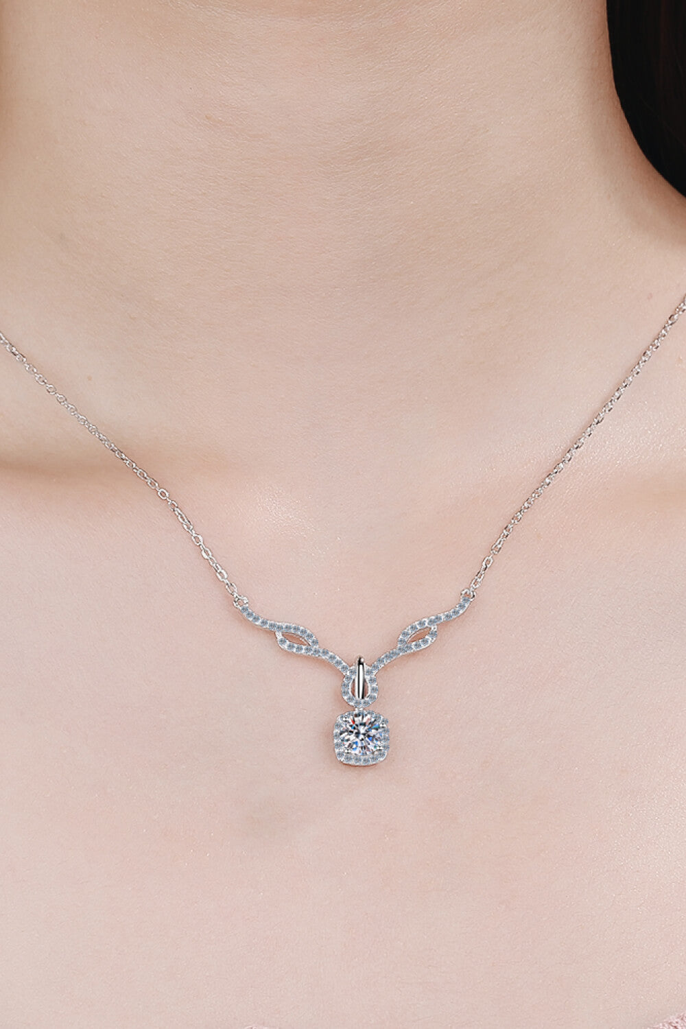 Right On Trend Moissanite Pendant Necklace